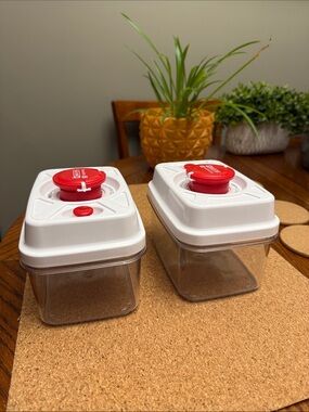 LOT of (2) Kuraidori Vac N Store Food Savers Plastic Container Pump Vacuum Seal